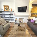 Pass The Keys Original Apartment In Strategic Area