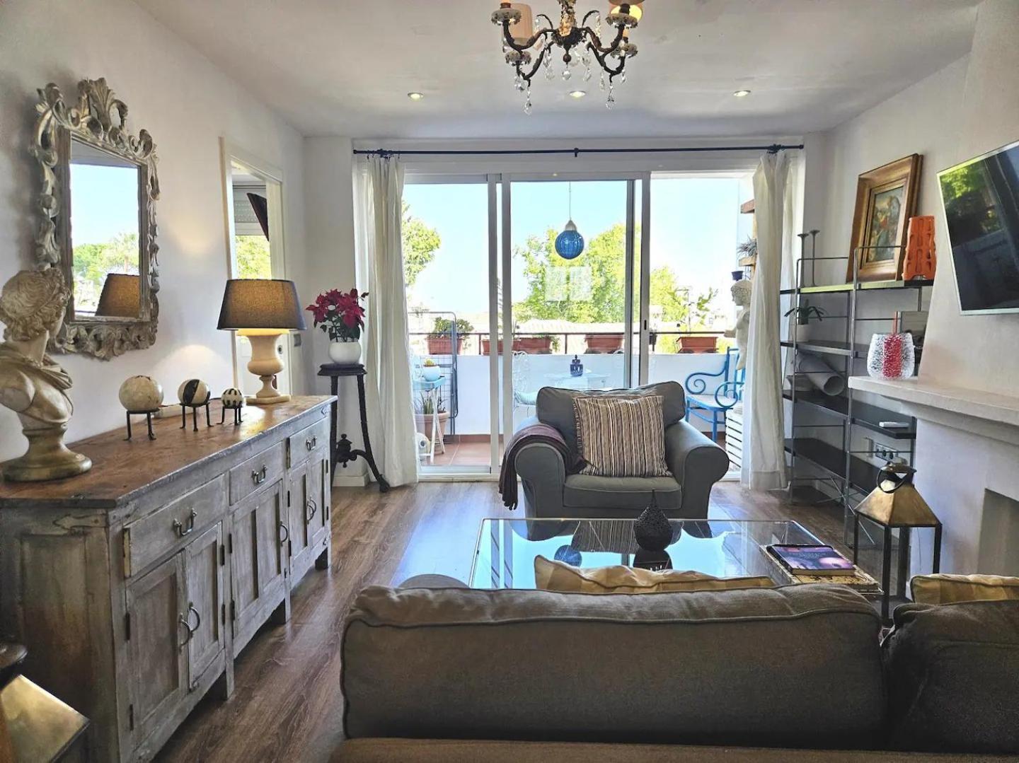 Pass The Keys Original In Strategic Area Marbella
