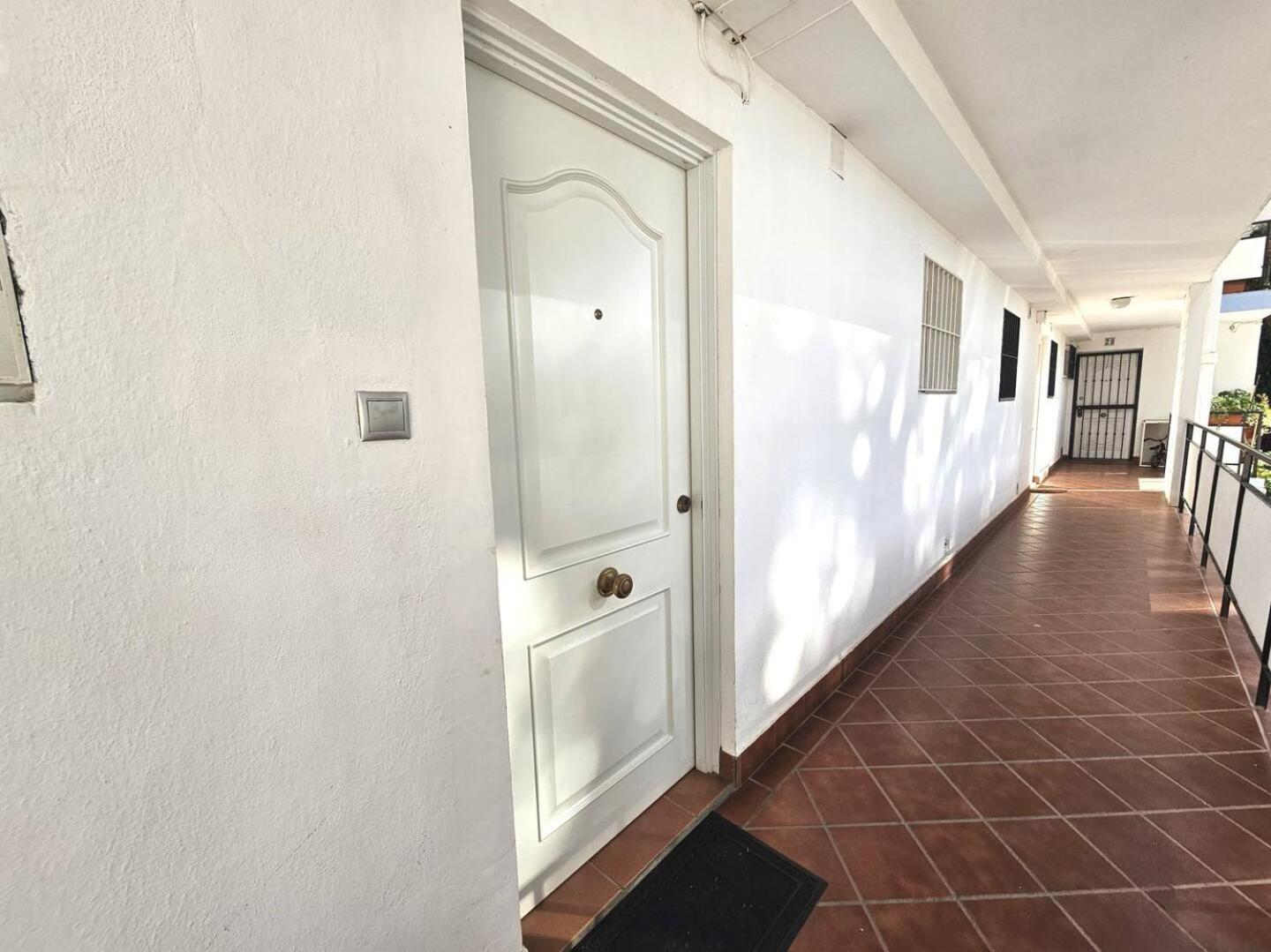 Pass The Keys Original In Strategic Area * Marbella