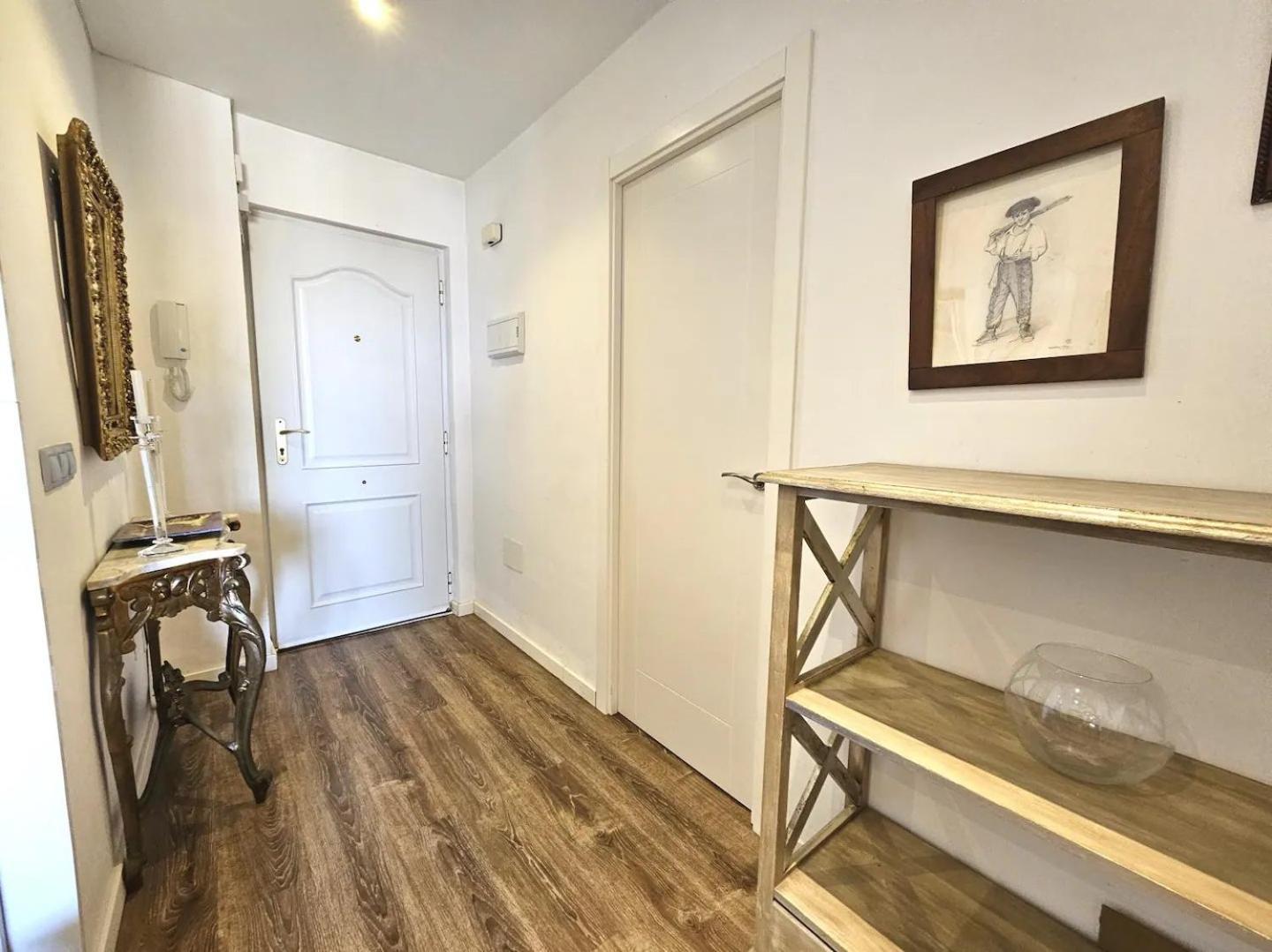 Pass The Keys Original In Strategic Area Apartment
